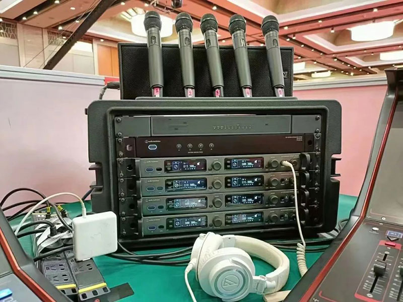 鐵三角5000系列無線系統設備照片2